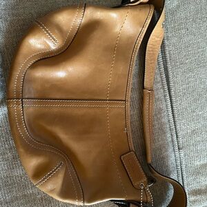 Coach Beige Leather Tag Detail